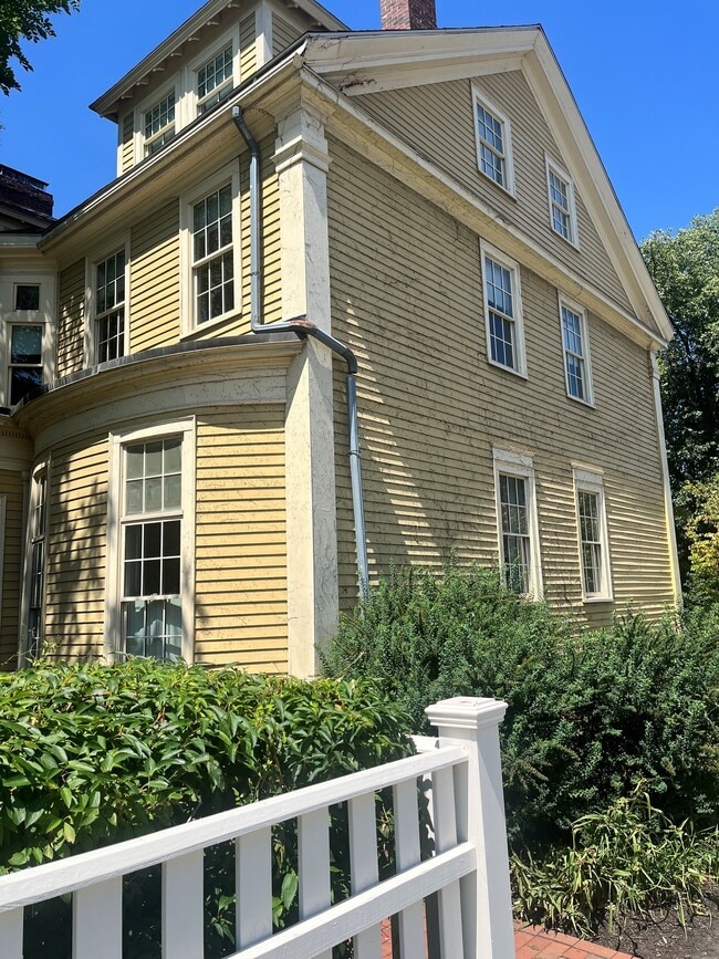 Photo - 26 Garden St