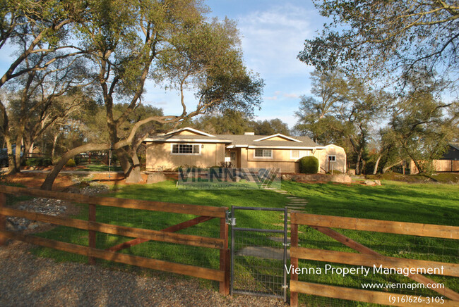 Photo - 7457 Shadow Oaks Ln Casa