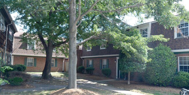 Photo - Camden Court