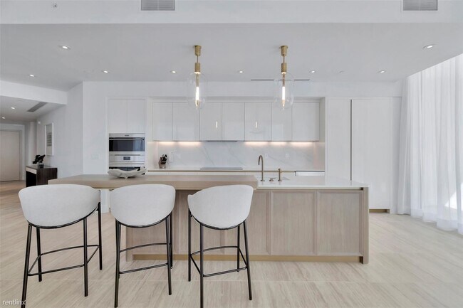 Photo - 2 br, 2.5 bath Condo - 525 N Fort Lauderda... Unidad # 1903