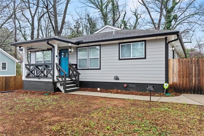 Building Photo - 3200 Lowndes St