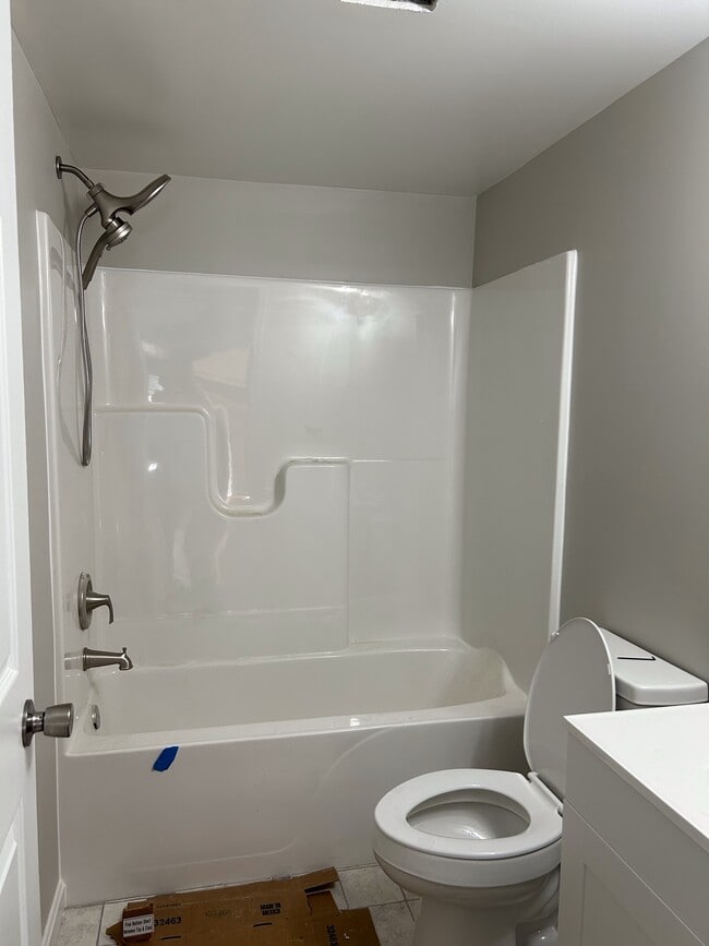 Photo - 381 National Ave