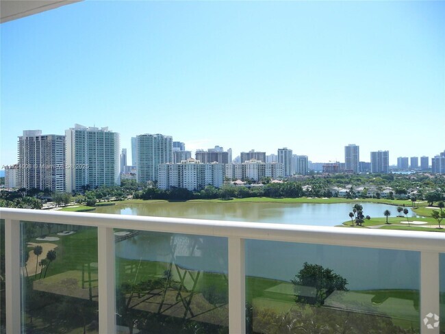 Building Photo - 3625 N Country Club Dr Unit 1606 Rental