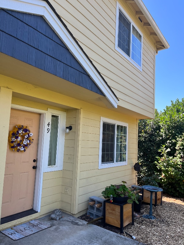 Photo - 2030 Brookhurst St