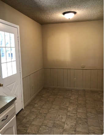 Photo - 218 Kansas St