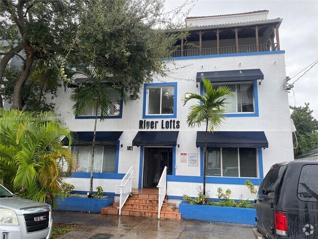 Building Photo - 1021 NW 3rd St Unit 204 Rental