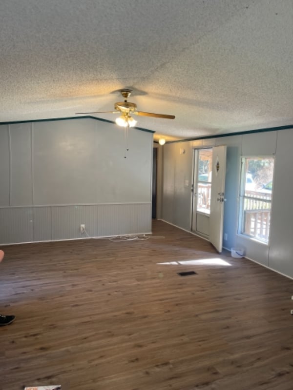 Photo - 2300 13th Ave SE