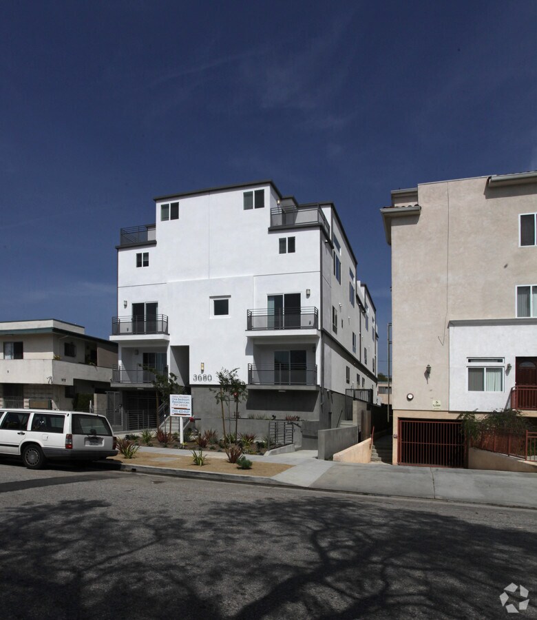 Photo - 3680 Keystone Ave