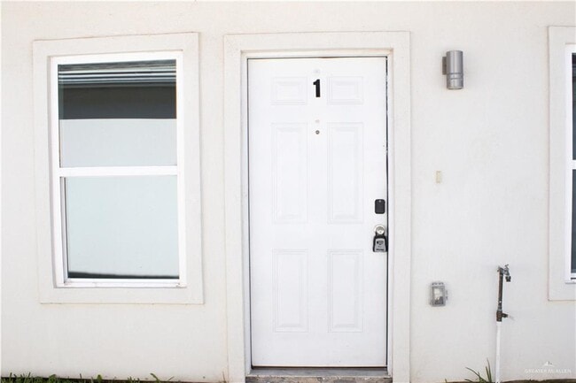 Photo - 16 Angelina Dr Unit 1