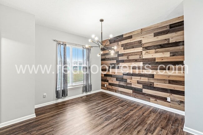 Photo - 2936 W New York St