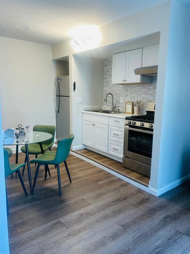 5275 Carol Cir Unit 1A