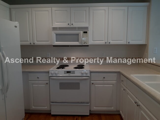 Photo - Showings Begin 10/21Great Bethany Location...