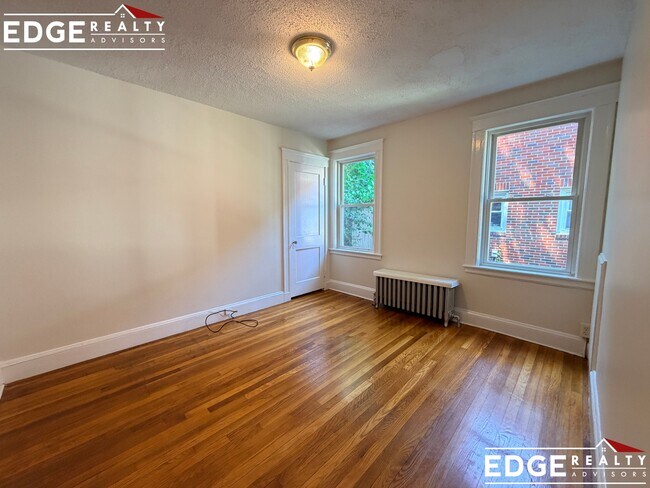 Photo - 86 Colborne Rd
