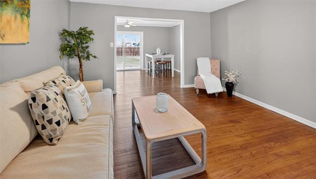 Photo - 8155 Shafter Dr