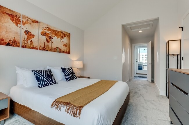 Photo - 3488 W 12th Ave