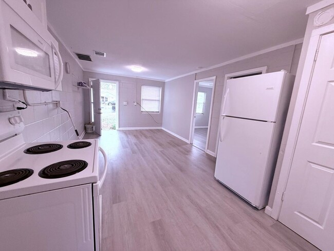 Photo - 2305 SW 2nd St Apartment Unit 2305 SW 2nd Street,  A