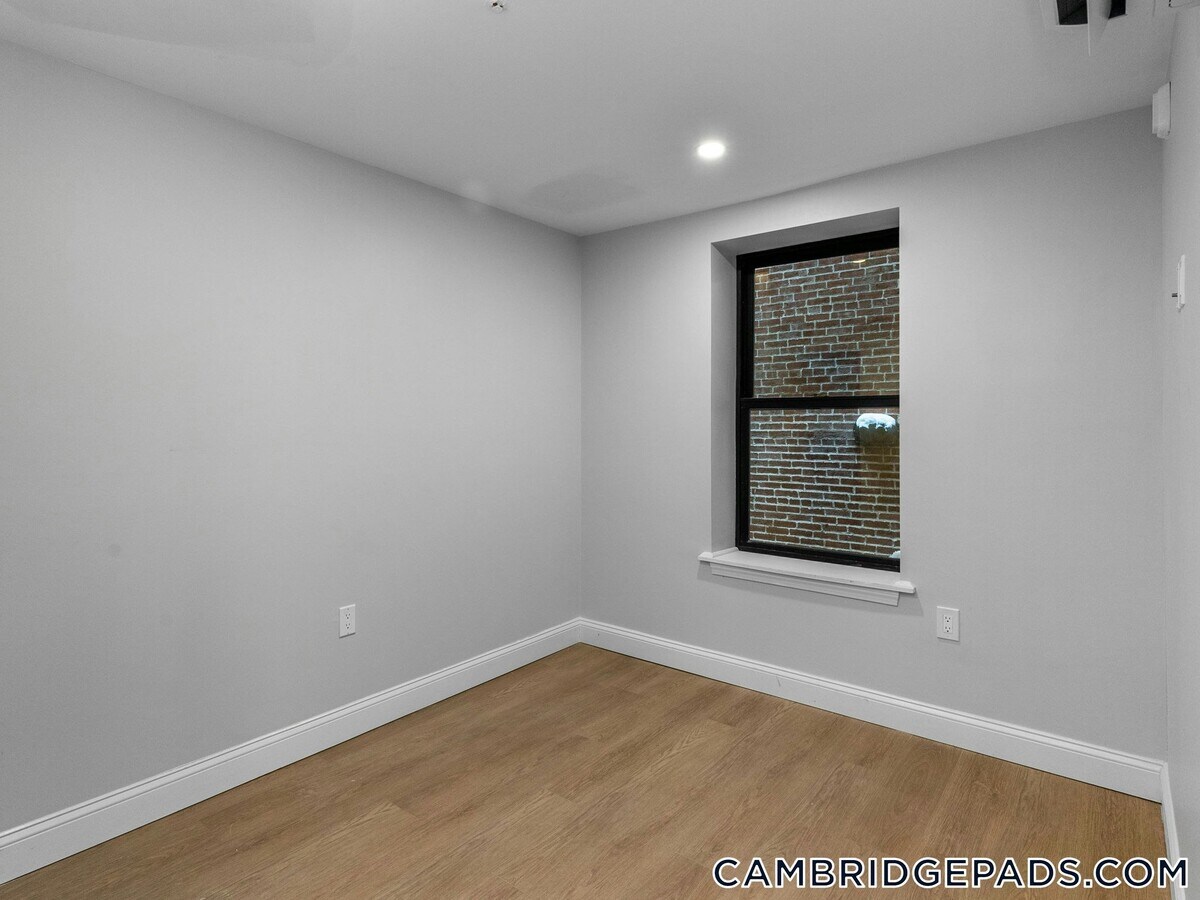 Photo - 1576 Cambridge St Unidad 1F