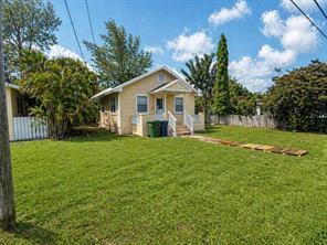 Photo - Southeast 4th Street, Hallandale Beach, FL 33009 - 2 BR 1 BA single-family home