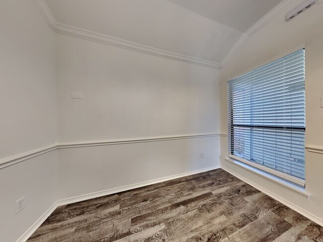 Photo - 6305 Fern Meadow Dr