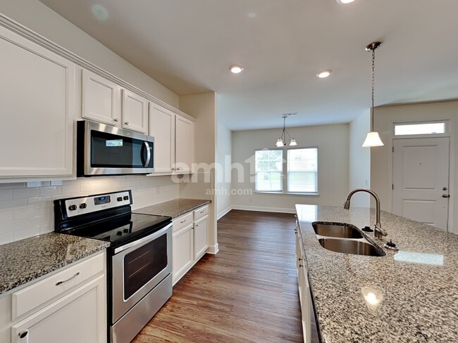 Photo - 5063 Trailwater Dr