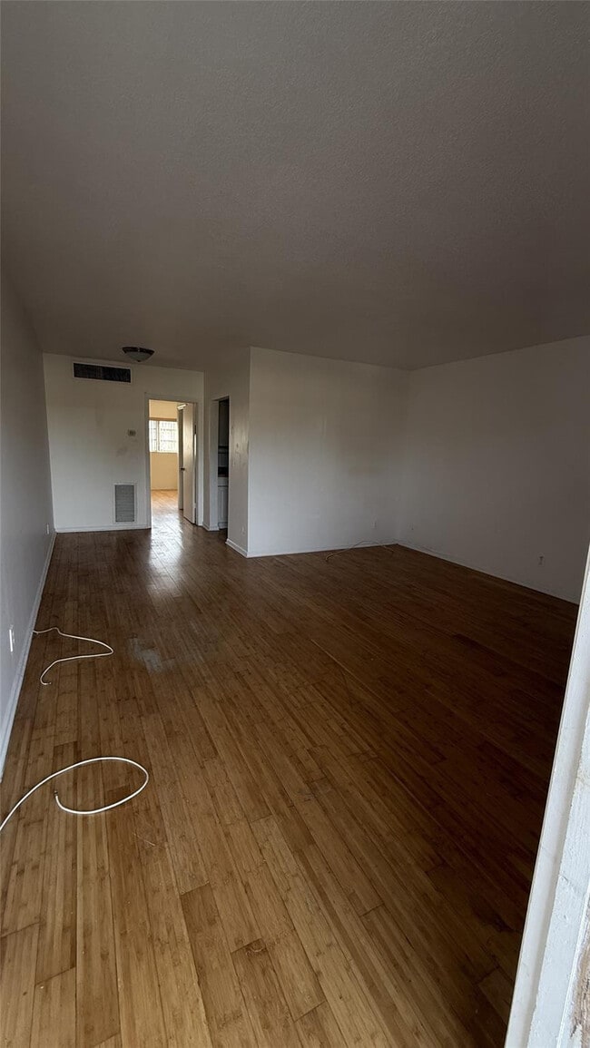 Photo - 2309 S Federal Hwy Unidad 21