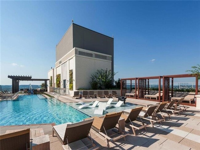 Building Photo - 312 Bowie St Unit B6-44