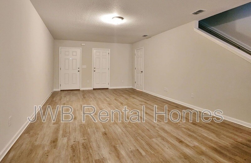 Photo - 7872 Playschool Ln