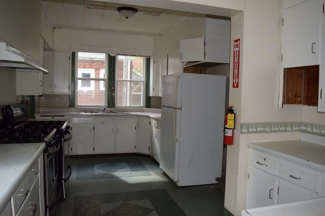 Photo - 801 W Nevada St