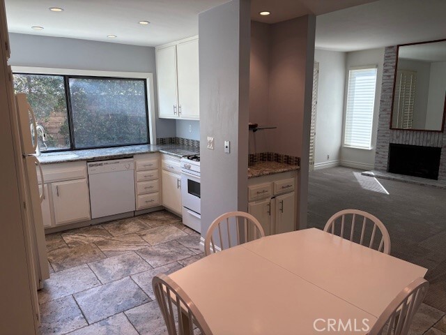 Photo - 2124 Woodbriar Ct
