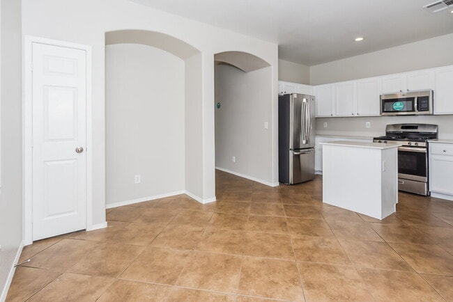 Photo - 7423 S Clarita Cavern St