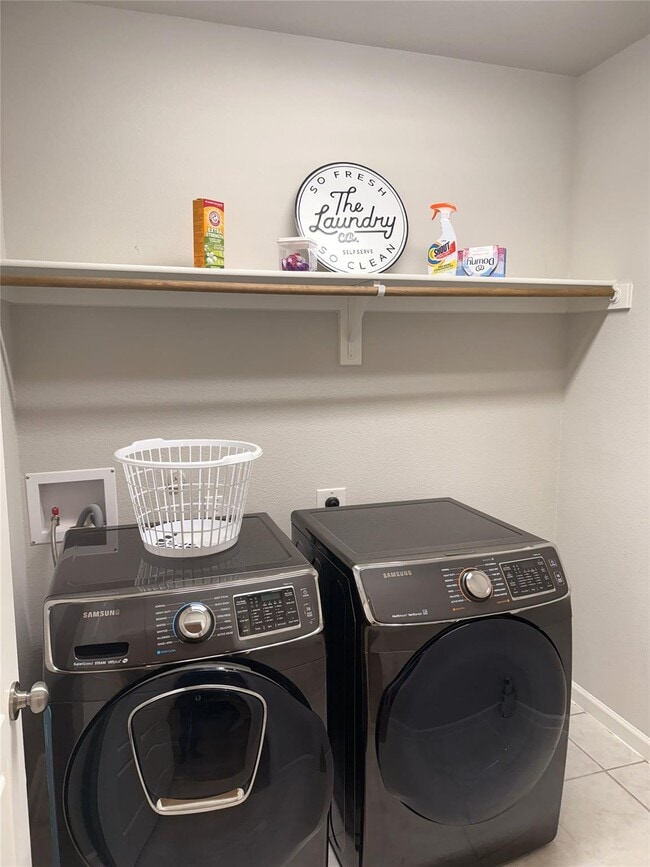 Photo - 5437 Wedge Wood Dr