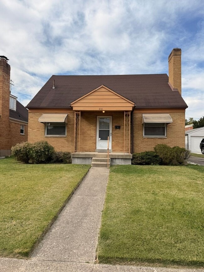 Building Photo - 631 Hampshire Rd