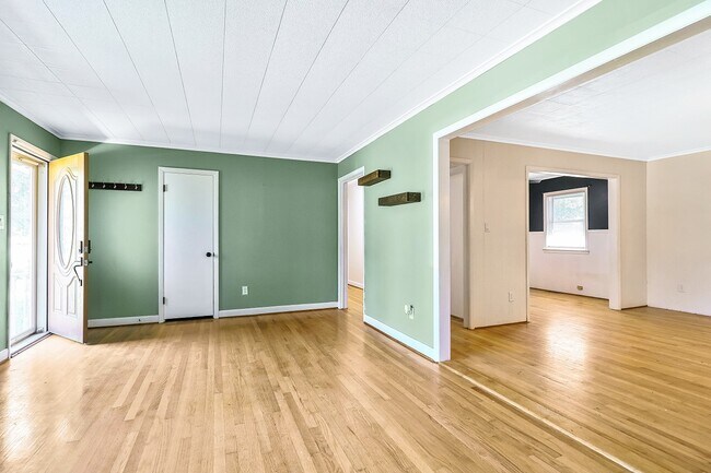 Photo - 1510 Crescent Dr