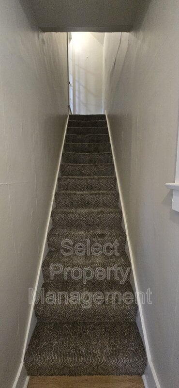 Photo - 611 1/2 Prospect Ave