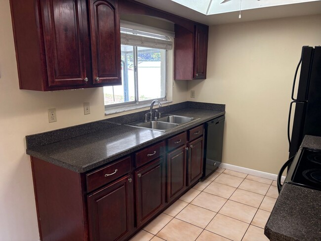 Photo - Nice quiet neighborhood in Arbor Ridge Area (32817)