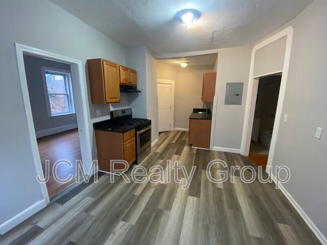 Photo - 96-98 Woodledge Street Unidad 3L / 3rd Floor