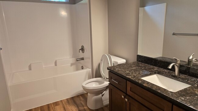 Photo - 418 N 4th Ave SW