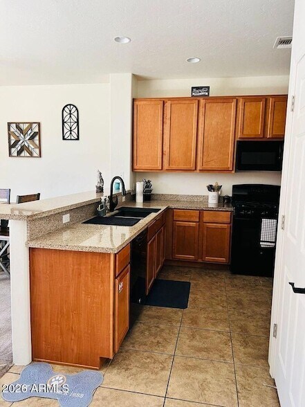 2090 Cascadia Dr