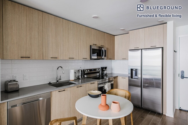 3811 Shipping Ave Unit SI FL2-ID125