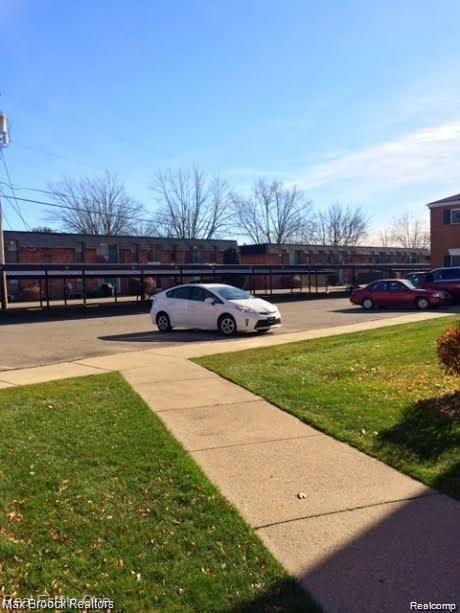 Photo - 2405 Torquay Ave Unit 109