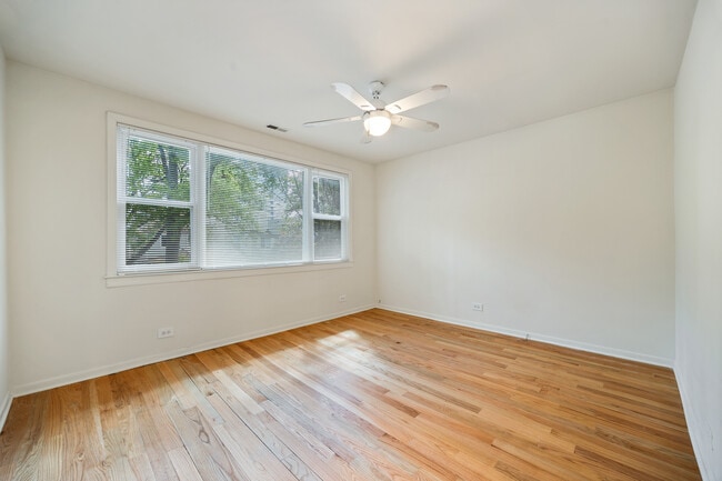 Photo - 1011 Garnett Pl