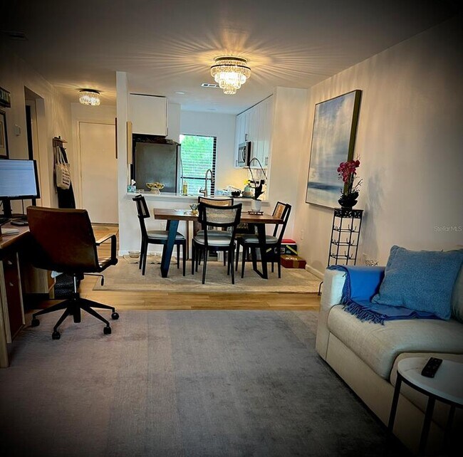 Photo - 3049 Taywood Meadows Unit 4