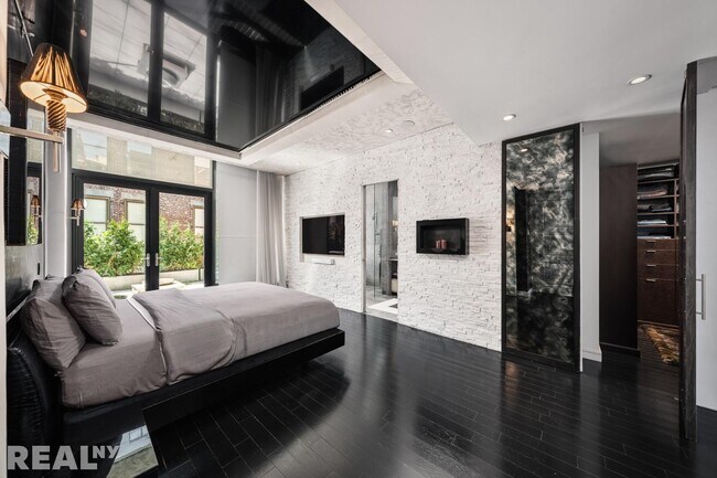 Photo - 15 Union Square W Unidad 7C