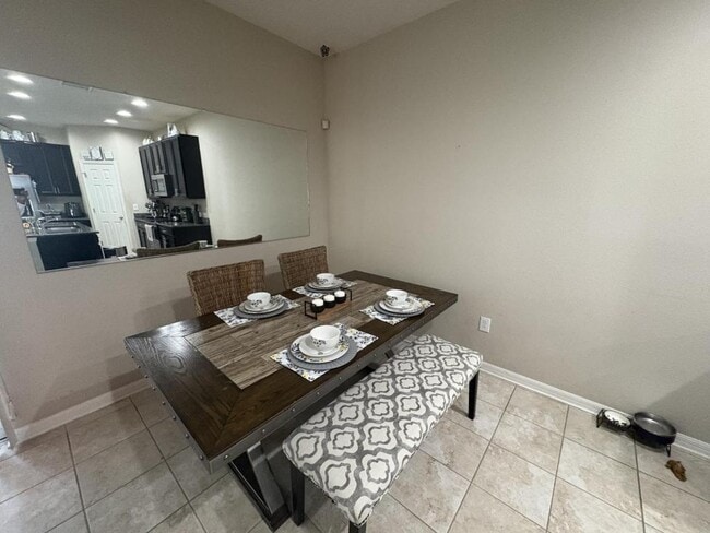 Photo - 7085 Woodchase Glen Dr