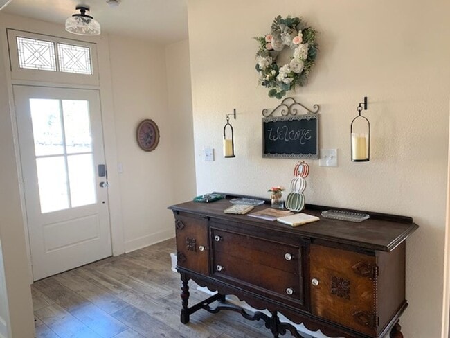 Photo - $2,750 Furnished or $2,550 Unfurnished, Th...