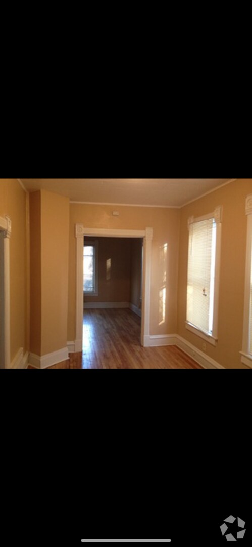 Building Photo - 2804 Harriet Ave Unit 1 Rental