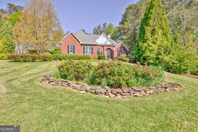 Photo - 140 Lake Park Ct
