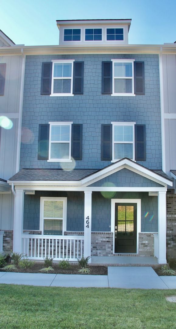 Photo - 464 Blair Rd