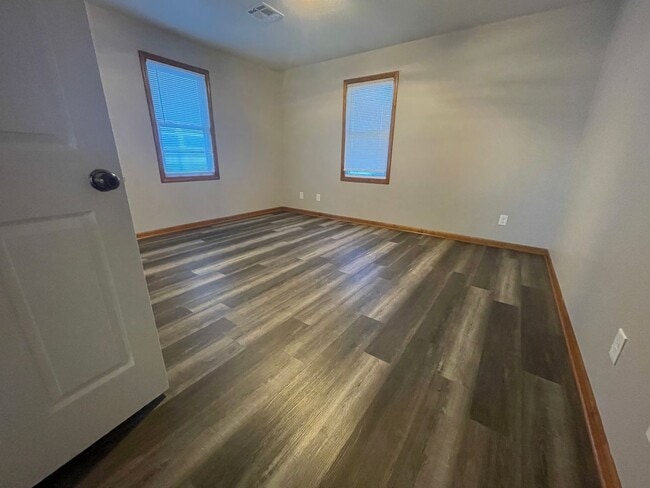 Photo - Updated 3 Bedroom, 2 bath duplex in Seaman School Distict