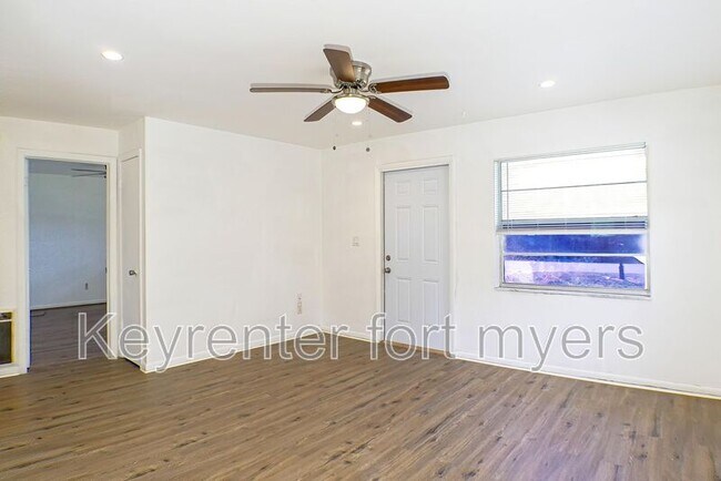 Photo - 19091 Holly Rd